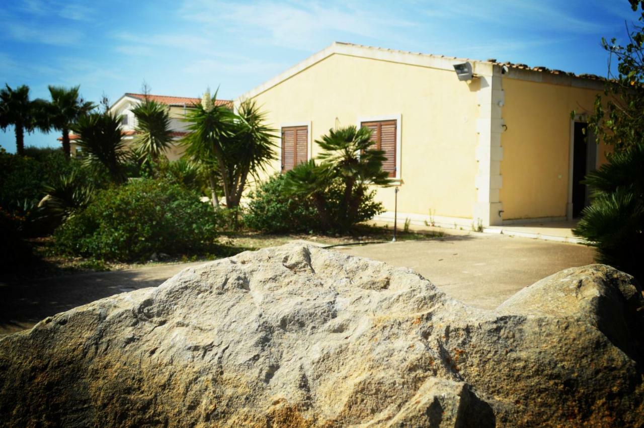 Ville Vendicari Al Mare Reitani Екстериор снимка